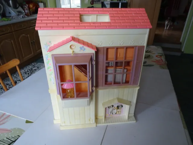 Maison de poupée BARBIE