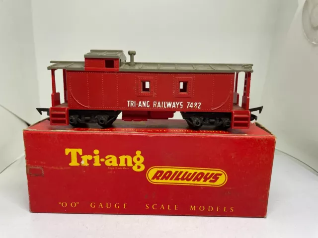 Triang OO Gauge R115 Caboose TC Series Red, Boxed
