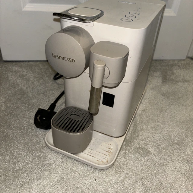 DE'LONGHI LATTISSIMA ONE EN500.W 1400W Nespresso Coffee Machine White