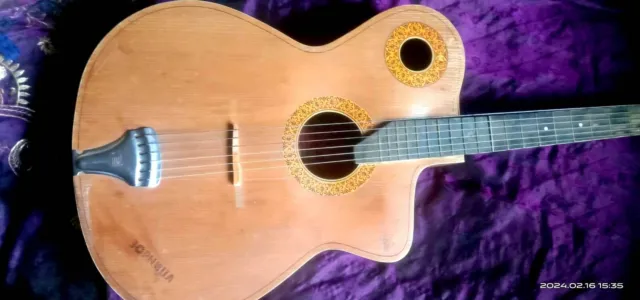 Guitar 4/4, 6 strings, "Zarnitsa" Bulgarian Cremona, 1977