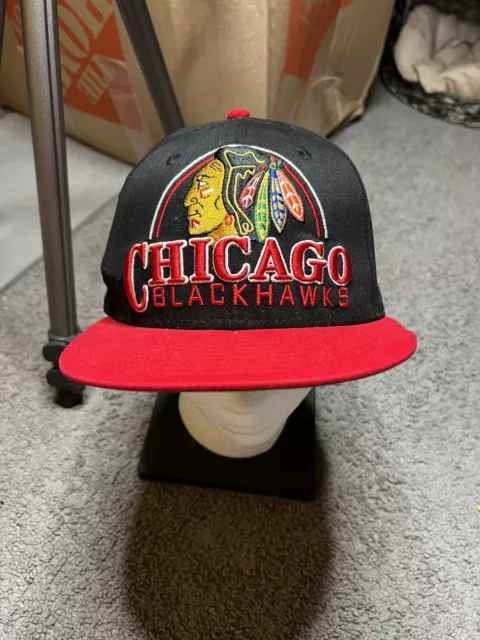 Chicago Blackhawks New Era 9Fifty Snapback Hat Cap NHL Hockey Gray Black  Red HTF