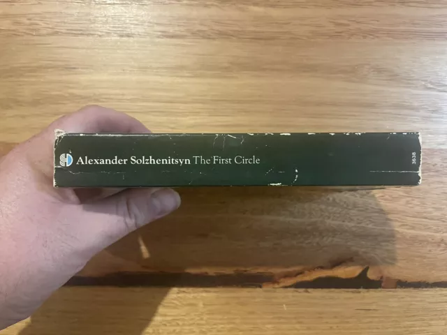 The First Circle Alexander Solzhenitsyn Nobel Prize Russian Fiction Paperback 74 3