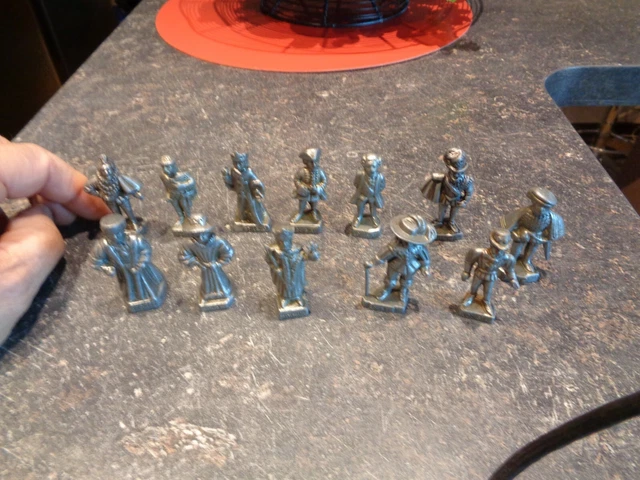 12 Figurines Personnages Starlux en Plomb les Rois France Editions Atlas