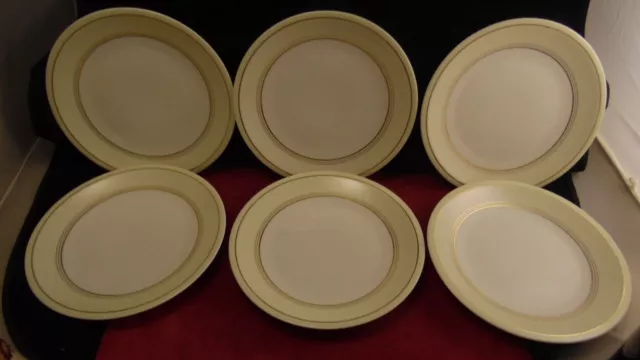 Service de 6 assiettes plates en porcelaine de Limoges Ahrenfeldt, blanc et or