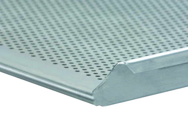 Backblech 60/40 3x2 cm gelocht Alublech Profiqualität Rand drei Seiten 90° SA
