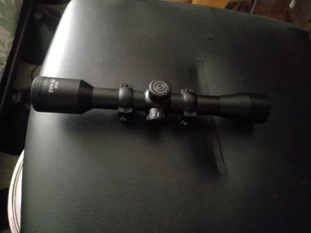 Simmons .22 MAG 4x 32mm Rifle Scope