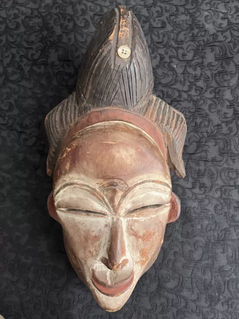 African Tribal Face Mask Wood Hand Carved Vintage Wall Hanging - No Reserve￼