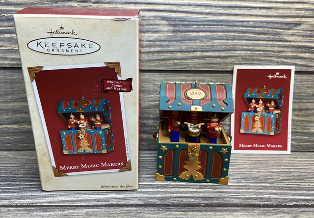 Vtg 2002 Hallmark Keepsake Ornament Merry Music Makers Wind Up Box Card Included