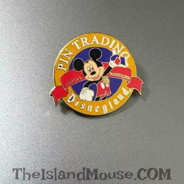 Disney Disneyland DLR Annual Passholder Trading Logo Banner Mickey Pin (U2:1697)