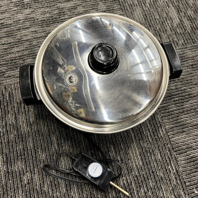 SALADMASTER 12” Oil Core Electric Skillet & Lid—K7256—BEAUTIFUL! SALADMASTER 12” Oil Core Electric Skillet & Lid—K7256—BEAUTIFUL!