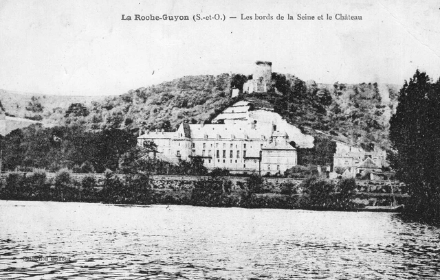 *6914 cpa 95 La Roche Guyon - les Bords de la Seine et le château