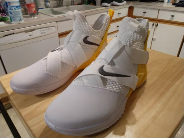 Paire Neuve De Lebron James Soldier Xii Taille 17 2