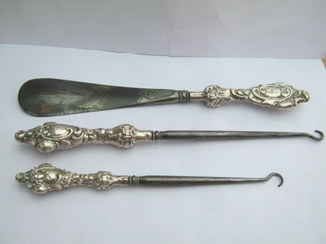 Birmingham 1900 Sterling Silver Set Of 3 Button Hooks And Shoe Horn