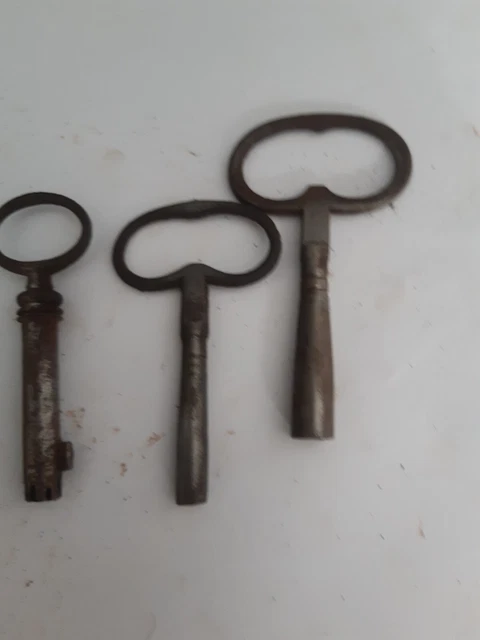 ANCIENNE CLÉ D'HORLOGE COMTOISE FIN 19 ème COMTOISE carré de 5 mm EUR 4