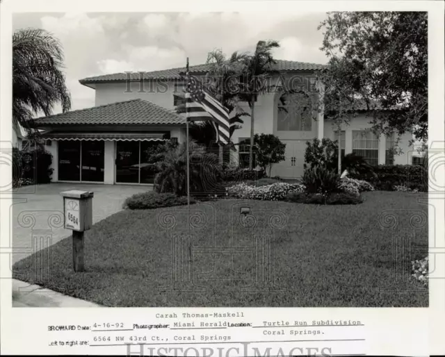 1992 Press Photo A home at Turtle Run Subdivision on 43rd Court, Coral Springs