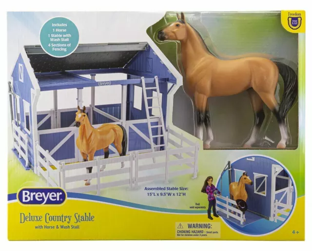 Breyer Classic Freedom Series Deluxe Country Stable W/ Horse & Wash Stall #61149