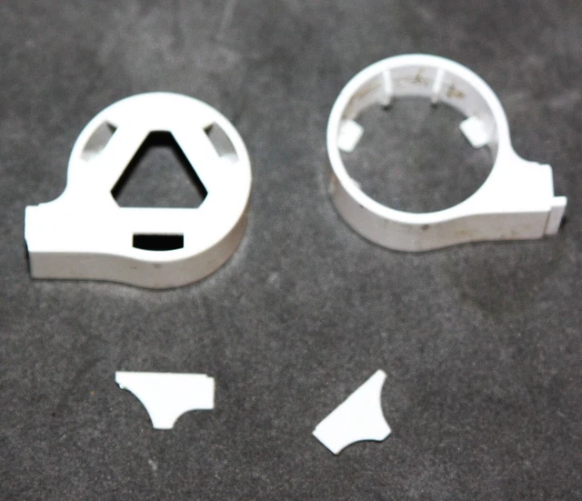 Genuine Hinge Cover Set Right/Left Pair White--Averatec 1000/1050 10.6" Laptop