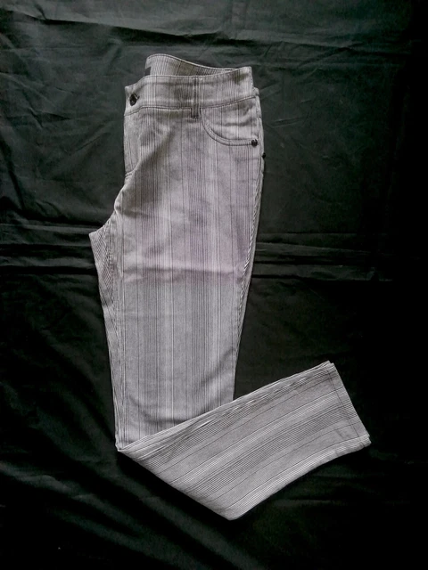 Pantaloni donna Jeans stretti aderenti a strisce bianco nero Guess, tg. L