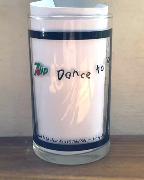 Singapore 1985 7-UP Fido Dido Glass - Dance To A Different Beat