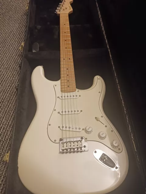 fender squier stratocaster electric guitar used With Case