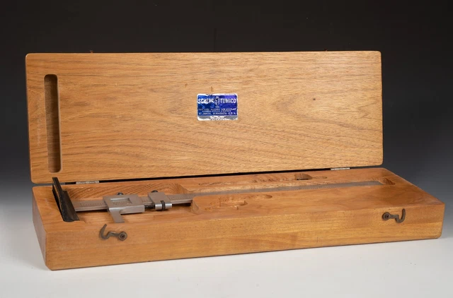 Scherr Tumico Standing Micrometer model 85-12