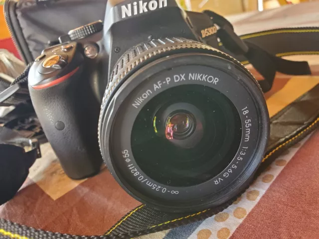 Nikon D5300 + tamronAF70/300mm + Nikon 18/55mm + sacoche
