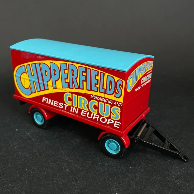 CORGI Héritage, ERF 8 ROUES RIGIDE PLAT , Chipperfields circus (1/43