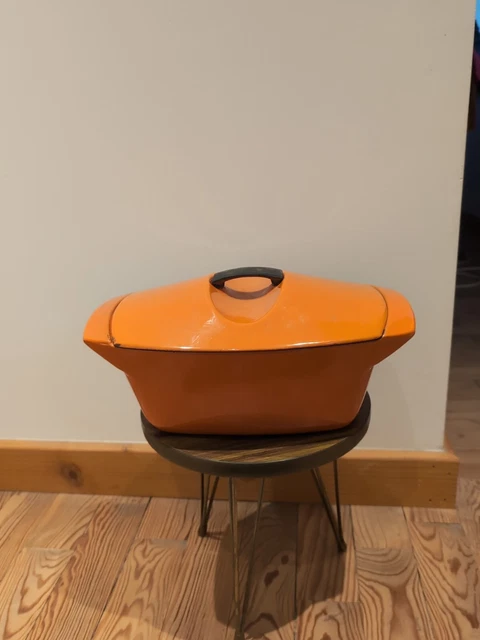 COCOTTE EN FONTE JAUNE années 50/60 DESIGN RAYMOND LOEWY LE