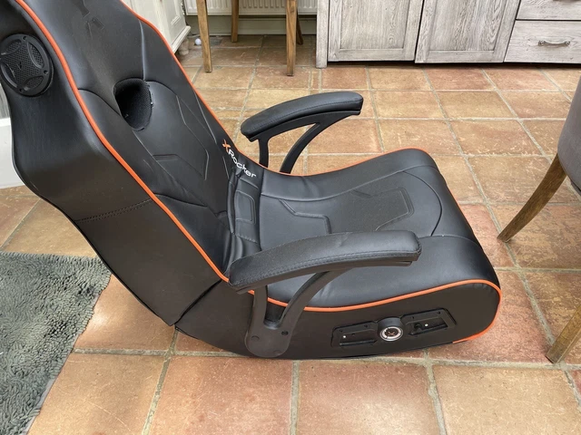 Phantom rocker gaming 2025 chair