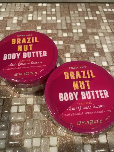 Dos (2) tinas de mantequilla corporal de nuez de Trader Joe’s Brasil.