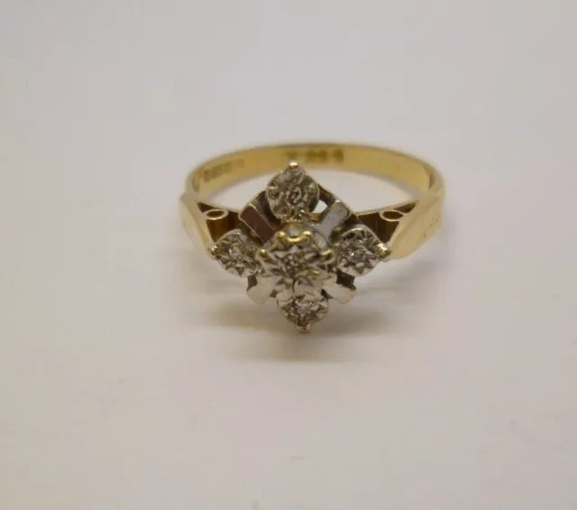 18ct Gelbgold und runder Diamant Blumenring mit Weißgold Fassung Gr. L