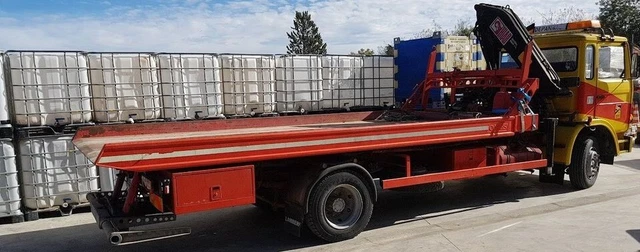 Renault s130 depanneuse JP1A12 Avec grue 2
