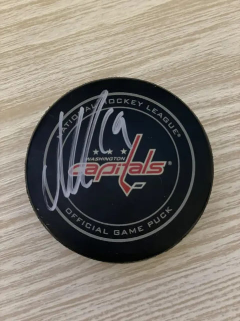 NICKLAS BACKSTROM Signed Hockey Puck ~ Washington Capitals autographed NHL