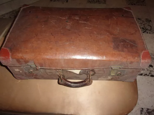 Antica valigia originale in cuoio vintage rara da collezione anni 20 baule