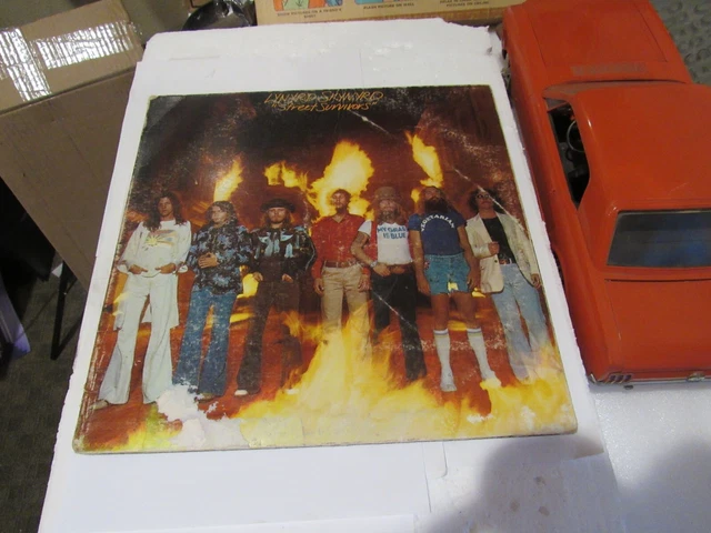 Original Lynyrd Skynyrd Street Survivors Vinyl Record LP Album MCA Records