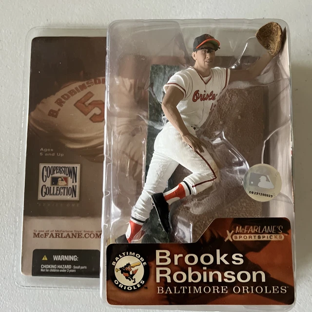 2004 McFarlane Cooperstown Collection Brooks Robinson Baltimore Orioles HOFamer 2004 McFarlane Cooperstown Collection Brooks Robinson Baltimore Orioles HOFamer