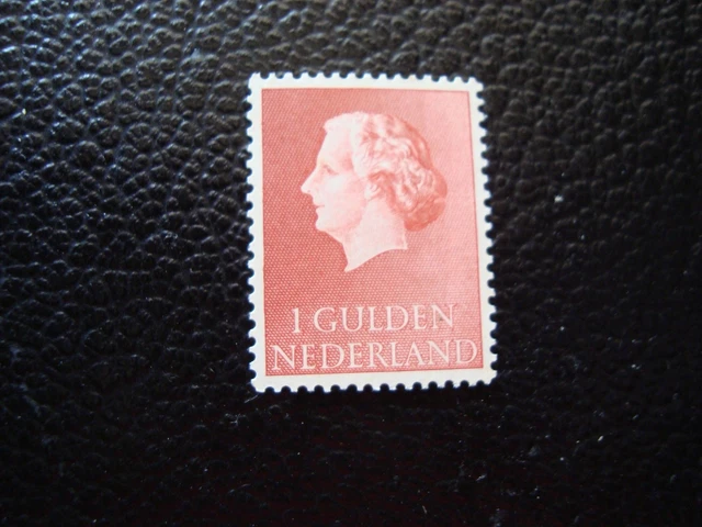 PAYS-BAS - timbre yvert et tellier n° 631 n* MH (rouille) ( BE)