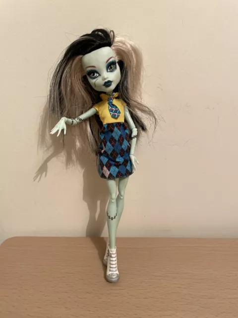 Monster High Doll Frankie Stein I Love Fashion Doll ❤️ Rare