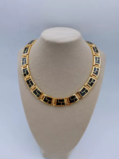 Vintage Black Enamel Gold Tone Necklace  Beautiful.