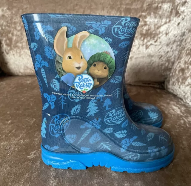 PETER RABBIT WELLIES child s Size 6 worn for 5 minutes 5.50