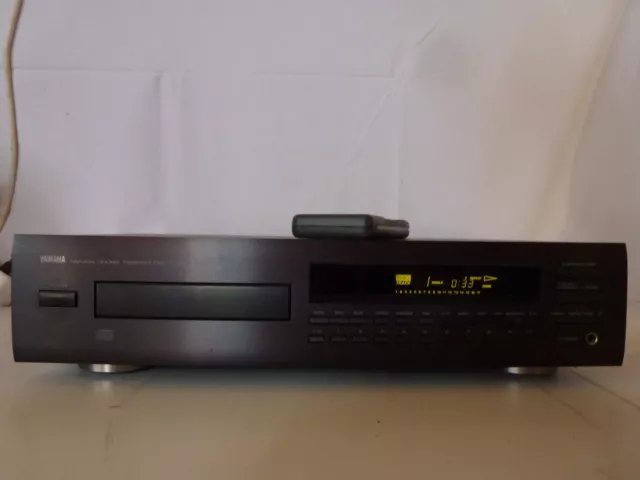 Yamaha CDX-570 CD Player schwarz