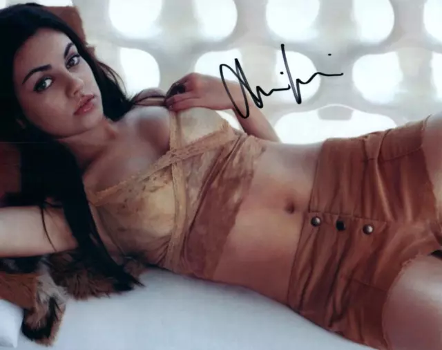 Mila Kunis 8x10 Signed Photo autographed Picture COA