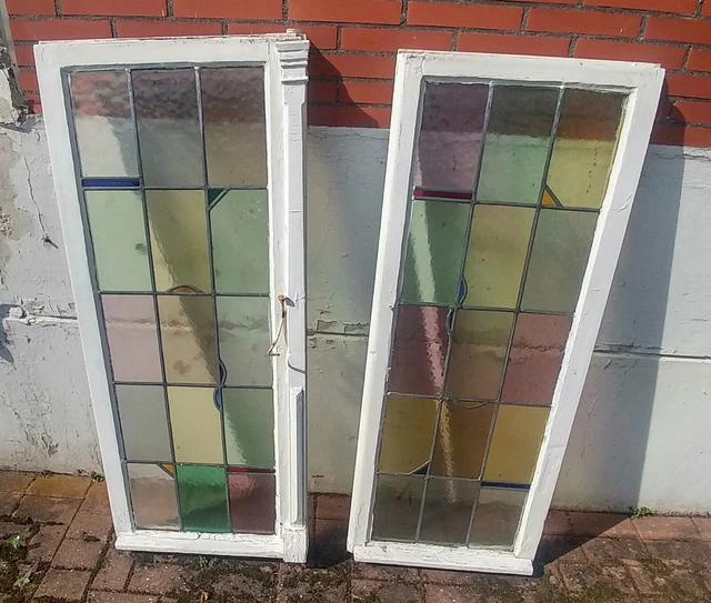 2 große bleiverglaste Buntglas Holz Fenster
