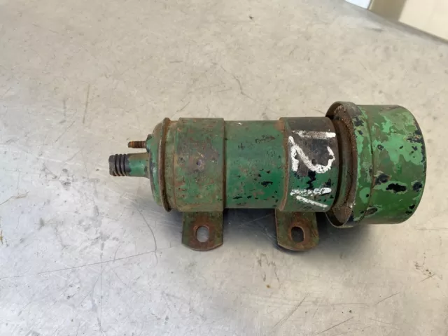 Lanz Bulldog vintage tractor Bosch ignition buzz coil with a cracking spark.