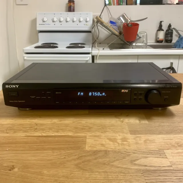 SONY ST-SE300 FM STEREO/AM TUNER, Black, Good Condition