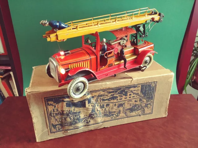 Rare 1930s Günthermann Tin Wind-up Fire Engine Ladder Truck Tinplate w/ Or Box