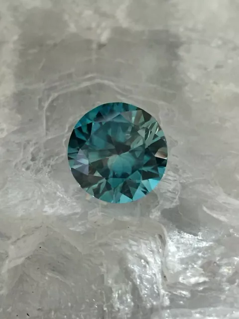 Wunderschöner blauer Zirkon von ca. 9,03 ct