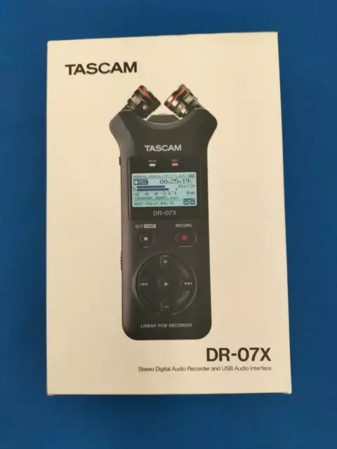 TASCAM DR-07X Registratore audio digitale portatile stereo e interfaccia audio USB