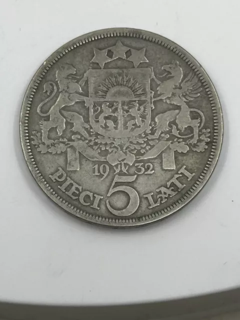 WORLD SILVER COIN 1932 Latvia 5 Lati