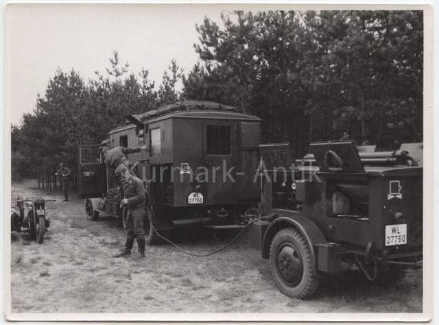 C580 Foto Wehrmacht Luftwaffe Funker nachrichten LKW Anhänger Generator TOP !